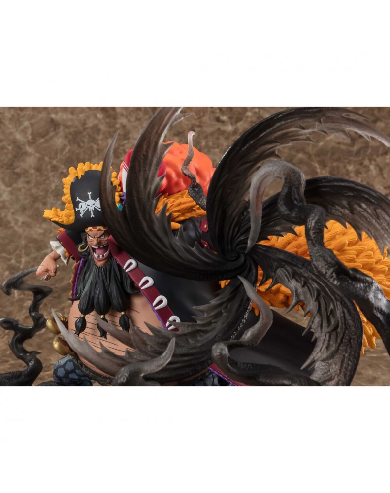 MARSHALL D. TEACH -BLACKBEARD- EXTRA BATTLE FIG. 24 CM ONE PIECE FIGUARTS ZERO